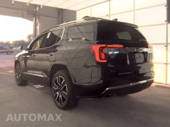 2022 GMC Acadia Denali - miniatura 8