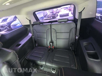 2022 GMC Acadia Denali 5SA - miniatura 14