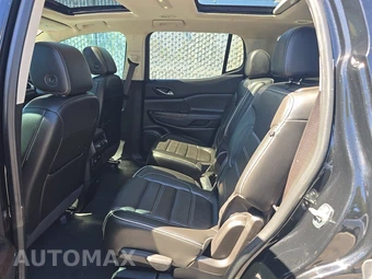 2022 GMC Acadia Denali 5SA - miniatura 13