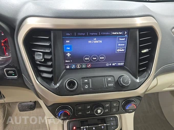 2022 GMC Acadia Denali 5SA - miniatura 11
