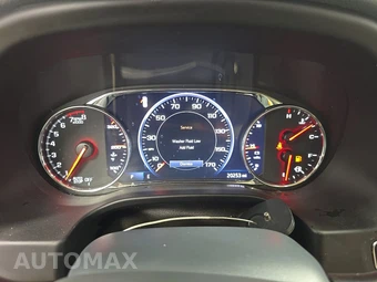 2022 GMC Acadia Denali 5SA - miniatura 12