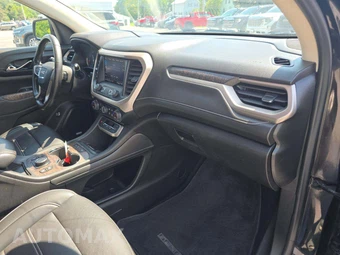 2022 GMC Acadia Denali 5SA - miniatura 17