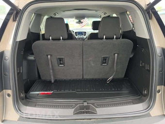 2022 GMC Acadia SLE 3SA - miniatura 15