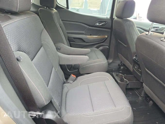 2022 GMC Acadia SLE 3SA - miniatura 16
