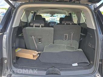 2022 GMC Acadia SLE 3SA - miniatura 15