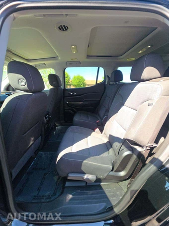 2022 GMC Acadia SLE 3SA - miniatura 13