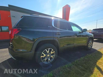2022 GMC Acadia SLE 3SA - miniatura 3