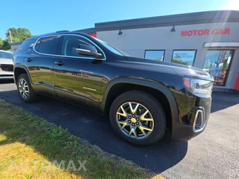 2022 GMC Acadia SLE 3SA - miniatura 4