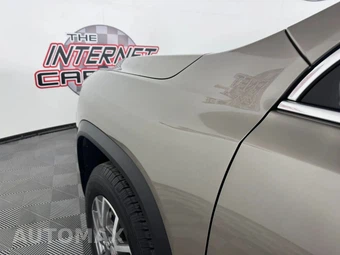 2022 GMC Acadia SLE 3SA - miniatura 23
