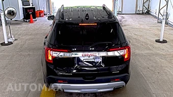 2022 GMC Acadia SLE 3SA - miniatura 5