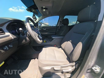 2022 GMC Acadia SLE 3SA - miniatura 13