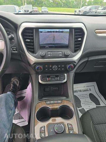 2022 GMC Acadia SLE 3SA - miniatura 11