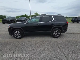 2022 GMC Acadia SLE 3SA - miniatura 3