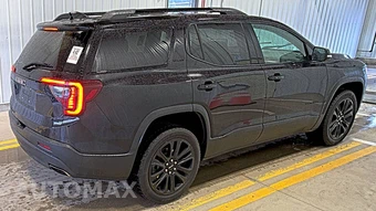 2022 GMC Acadia SLE 3SA - miniatura 4