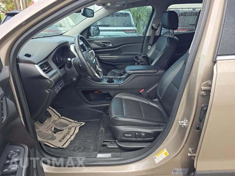 2022 GMC Acadia SLT 4SA - miniatura 3