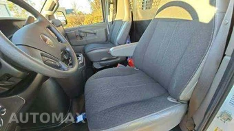 2022 GMC Savana 2500 Base - miniatura 7