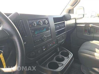 2022 GMC Savana 2500 Cargo Van 1WT 135.2" WB - miniatura 10