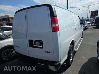 2022 GMC Savana 2500 Cargo Van 1WT 135.2" WB - miniatura 3