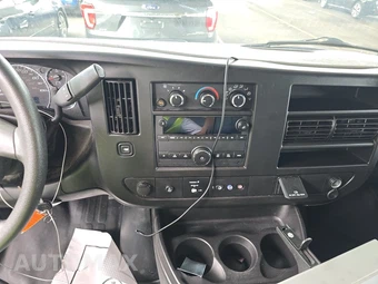 2022 GMC Savana 2500 Cargo Van 1WT 135.2" WB - miniatura 11