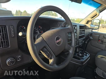 2022 GMC Savana 2500 Cargo Van 1WT 135.2" WB - miniatura 10