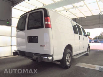 2022 GMC Savana 2500 Cargo Van 1WT 135.2" WB - miniatura 4