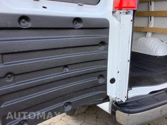 2022 GMC Savana 2500 Cargo Van 1WT 135.2" WB - miniatura 38