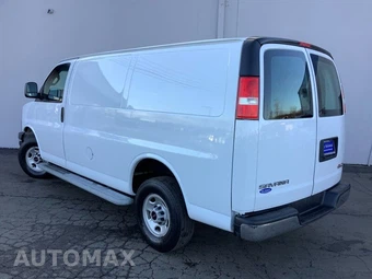 2022 GMC Savana 2500 Cargo Van 1WT 135.2" WB - miniatura 5