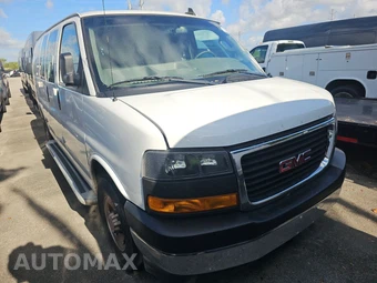 2022 GMC Savana 2500 Cargo Van 1WT 135.2" WB - miniatura 3