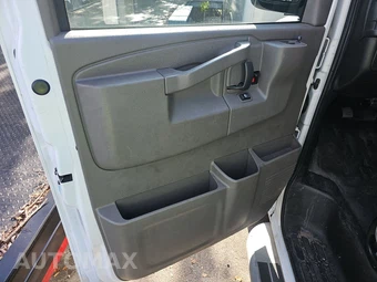 2022 GMC Savana 2500 Cargo Van 1WT 135.2" WB - miniatura 9