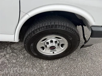 2022 GMC Savana 2500 Cargo Van 1WT 135.2" WB - miniatura 12