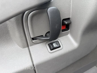 2022 GMC Savana 2500 Cargo Van 1WT 135.2" WB - miniatura 16