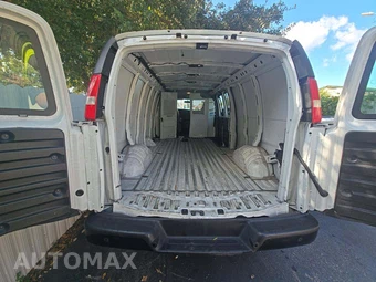 2022 GMC Savana 2500 Cargo Van 1WT 155.2" WB - miniatura 13