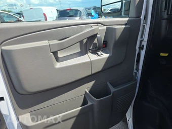 2022 GMC Savana 3500 Cargo Van 1WT 155.2" WB - miniatura 9