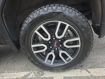 2022 GMC Sierra 1500 AT4 Crew Cab Medium Bed - miniatura 11