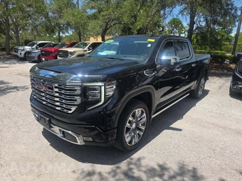 2022 GMC Sierra 1500 Denali Crew Cab Short Bed 5SA