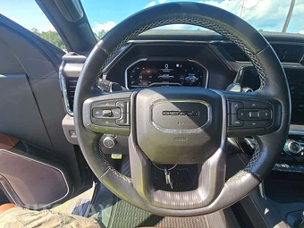 2022 GMC Sierra 1500 Denali Ultimate Crew Cab Short Bed 5SB - miniatura 10