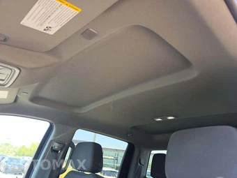 2022 GMC Sierra 1500 Elevation Crew Cab Short Bed - miniatura 11
