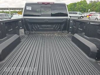 2022 GMC Sierra 2500 Denali HD Crew Cab Long Bed 5SA - miniatura 16