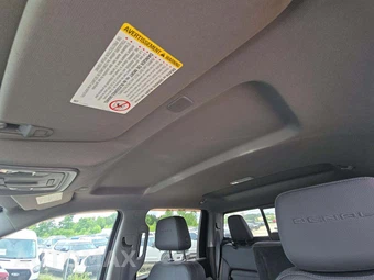 2022 GMC Sierra 2500 Denali HD Crew Cab Medium Bed - miniatura 8