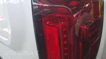 2022 GMC Sierra 3500 Denali HD Crew Cab Medium Bed - miniatura 25
