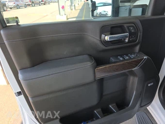 2022 GMC Sierra 3500 Denali HD Crew Cab Medium Bed - miniatura 9