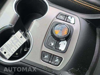2022 GMC Terrain AT4 4SC - miniatura 3