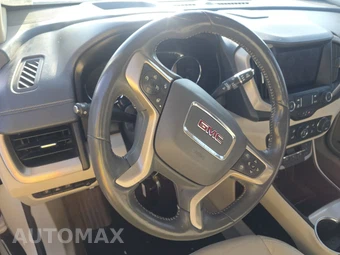 2022 GMC Terrain Denali 5SA - miniatura 10