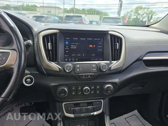 2022 GMC Terrain Denali 5SA - miniatura 10