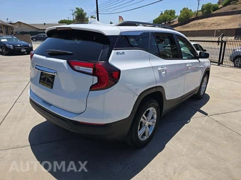 2022 GMC Terrain SLE 3SA - miniatura 3