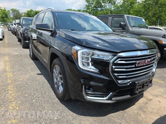 2022 GMC Terrain SLT 4SA - miniatura 3