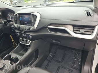 2022 GMC Terrain SLT 4SA – miniatura 19