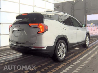 2022 GMC Terrain SLT 4SA - miniatura 4