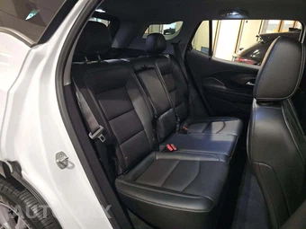 2022 GMC Terrain SLT 4SA - miniatura 16