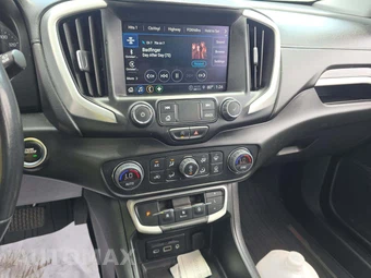 2022 GMC Terrain SLT 4SA - miniatura 10